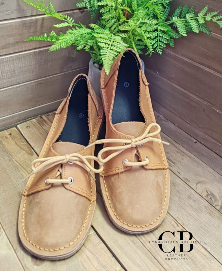 Two-Tone Leather Vellie