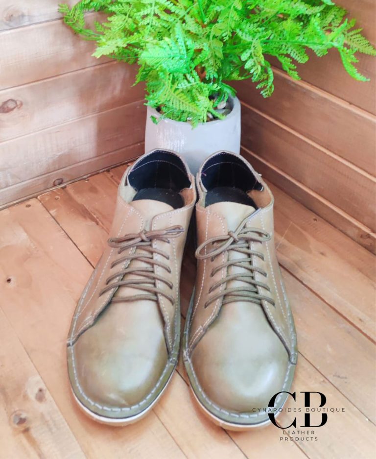 Leather Tekkie Vellies